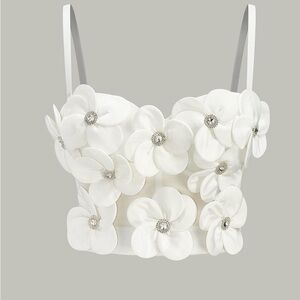 Commense White Floral Appliqué Crop Top